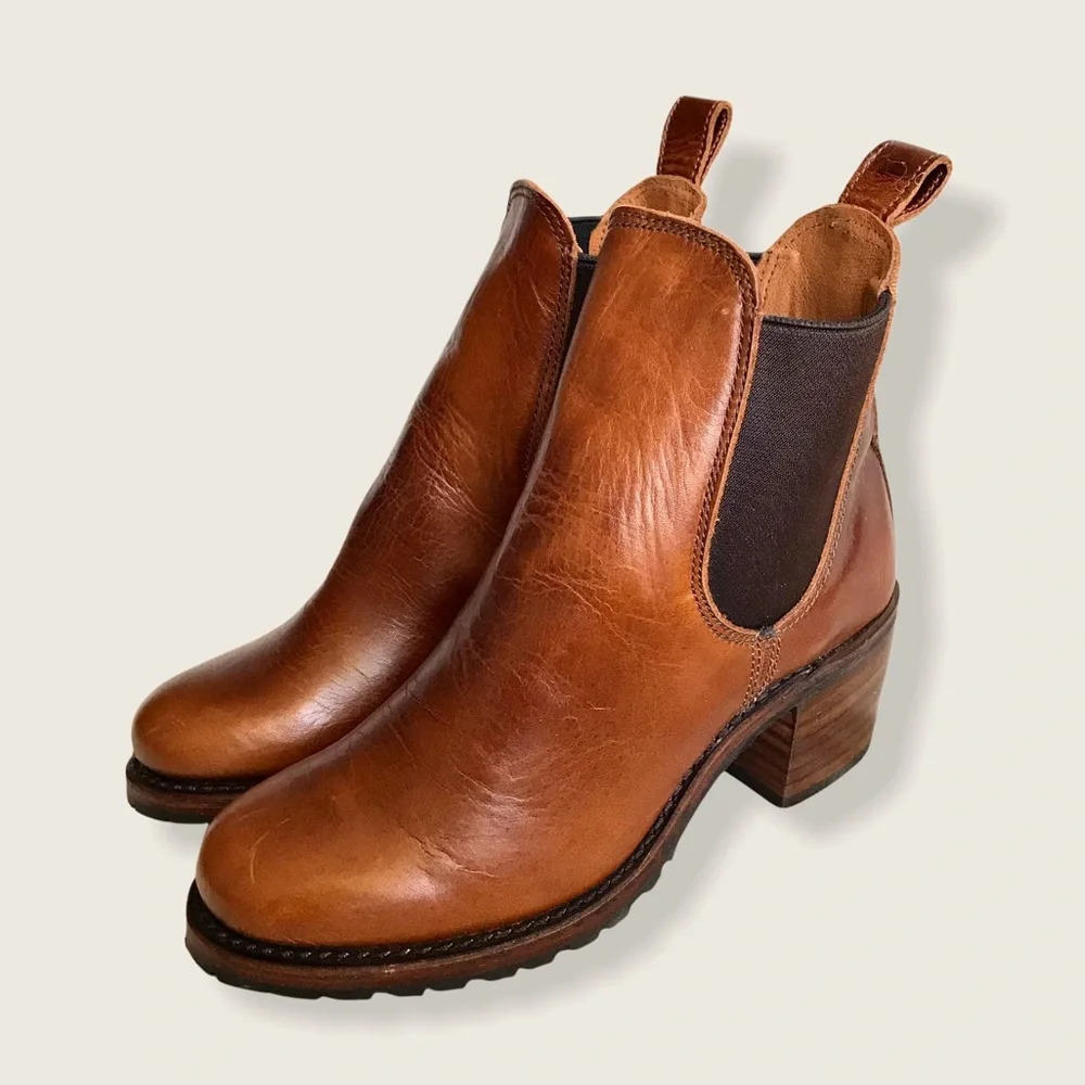 Frye Sabrina Chelsea Cognac Leather Ankle Booties - Picture 7 of 16